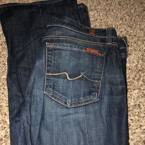 Seven jeans. Straight leg.